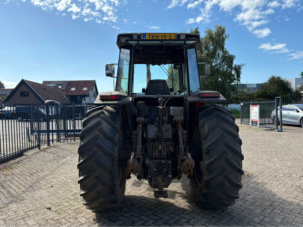 Tracteur agricole Massey ferguson 3630