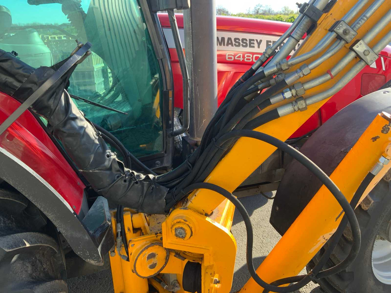 Tracteur agricole Massey ferguson 6480