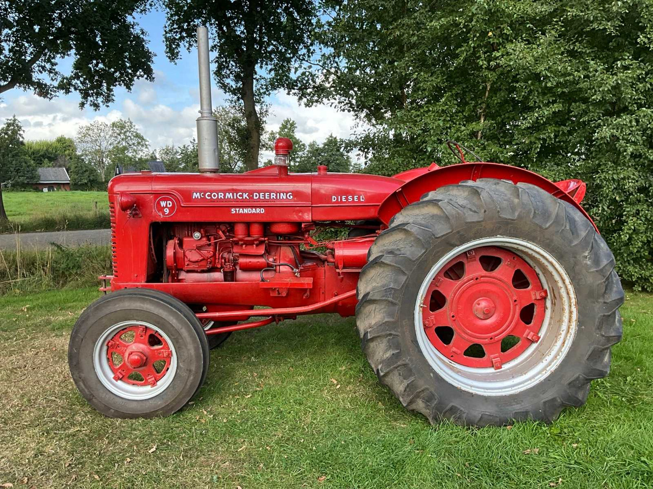 Tracteur agricole McCormick deering WD9