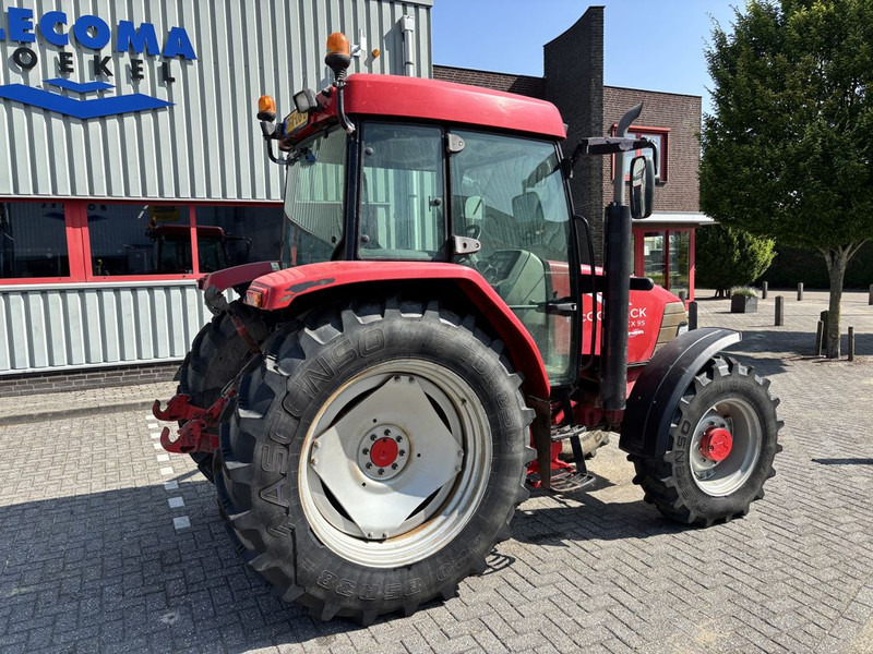 Tracteur agricole Mc Cormick CX95
