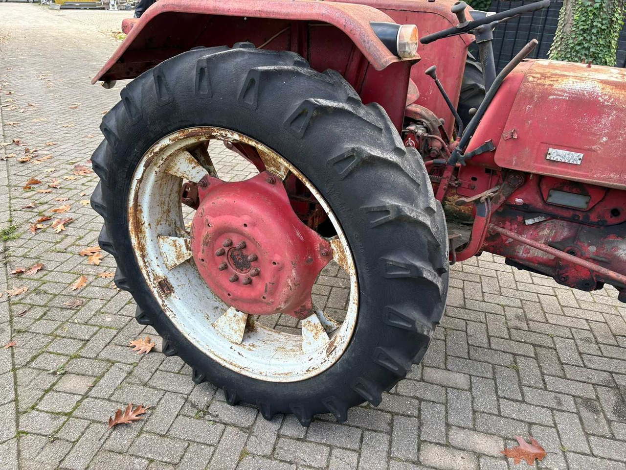 Tracteur agricole Mc Cormick D-436