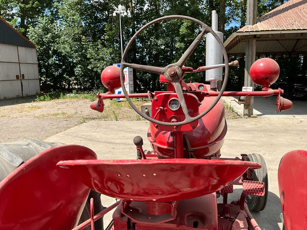 Tracteur agricole Mc cormick Farmall Super BMD