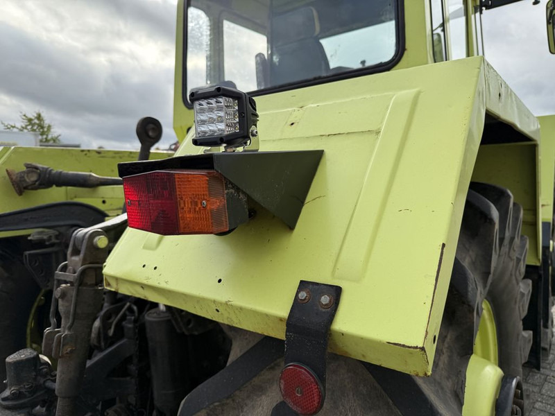 Tracteur agricole Mercedes-Benz MB-Trac 1300