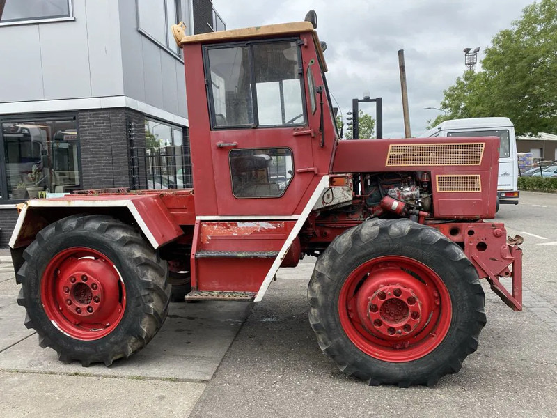 Tracteur agricole Mercedes-Benz TRAC