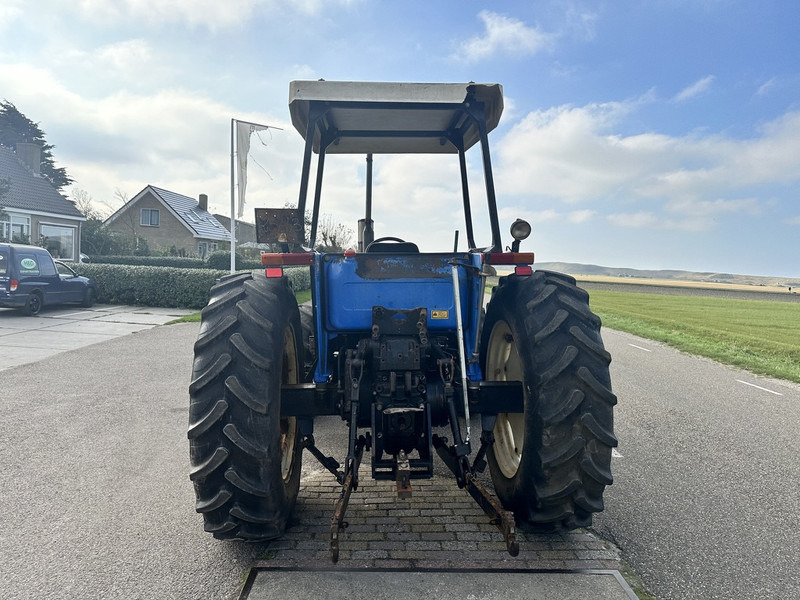 Tracteur agricole New Holland 110-90 DT