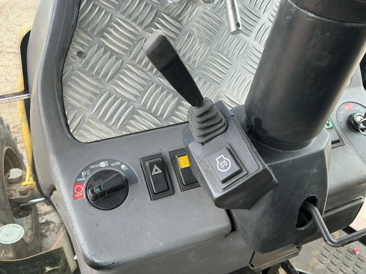 Tracteur agricole New Holland 8970
