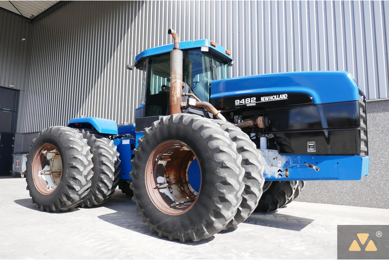 Tracteur agricole New Holland 9482