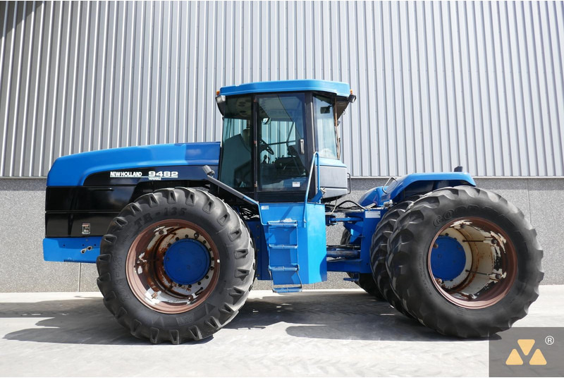 Tracteur agricole New Holland 9482