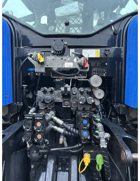 Tracteur agricole New Holland New Holland T7.215S