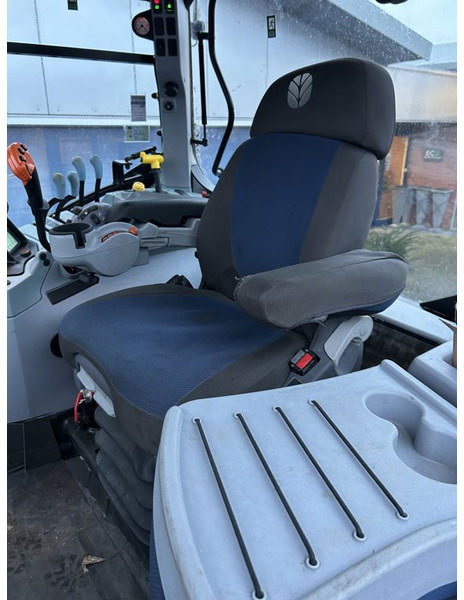 Tracteur agricole New Holland New Holland T7.215S