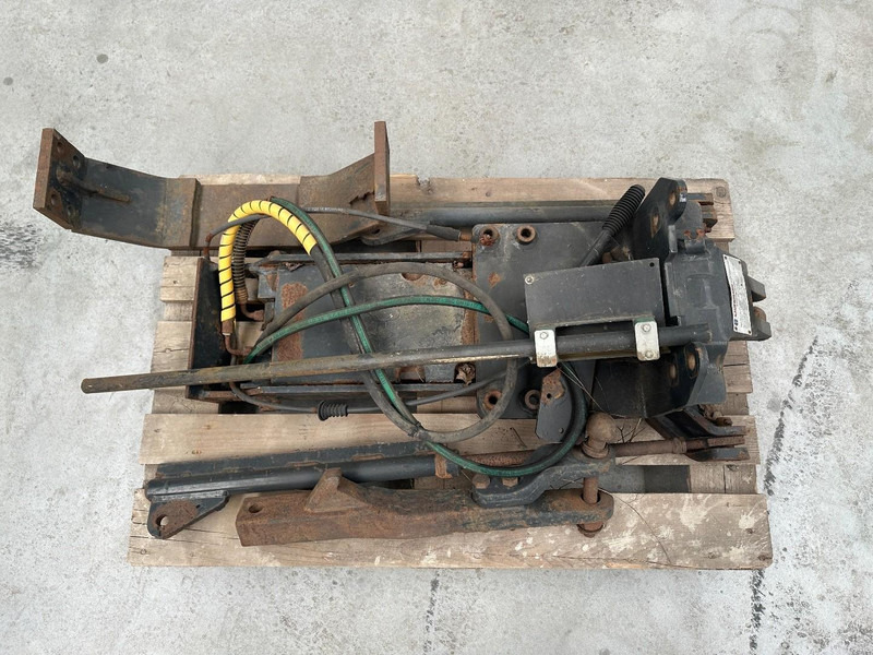 Tracteur agricole New Holland Pick up hitch
