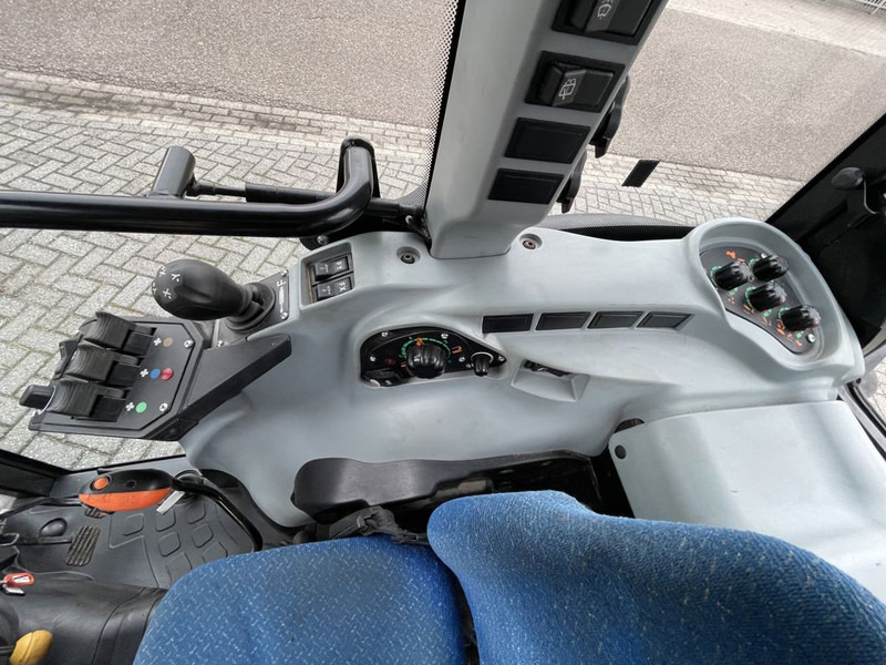 Tracteur agricole New Holland T4.80N