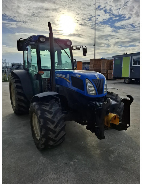 Tracteur agricole New Holland T4.95 T4.95LP