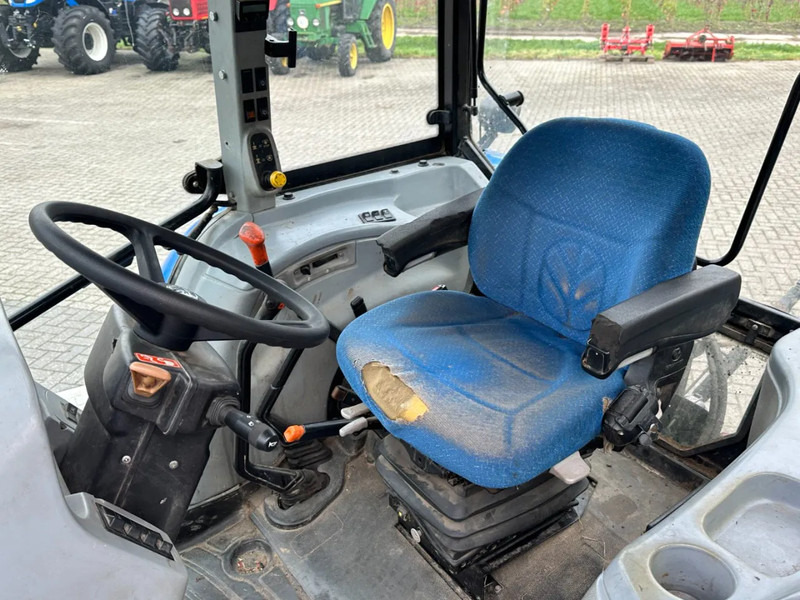 Tracteur agricole New Holland T5050 Hi-Lo Powershuttle