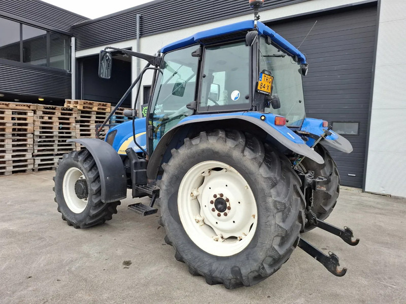 Tracteur agricole New Holland T5050 T5050