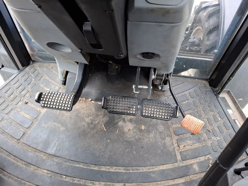 Tracteur agricole New Holland T5050 T5050