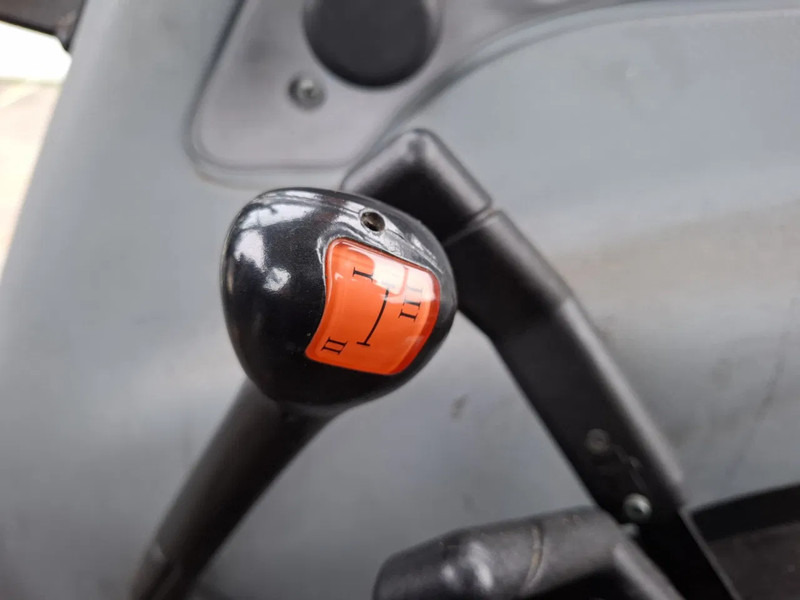 Tracteur agricole New Holland T5050 T5050