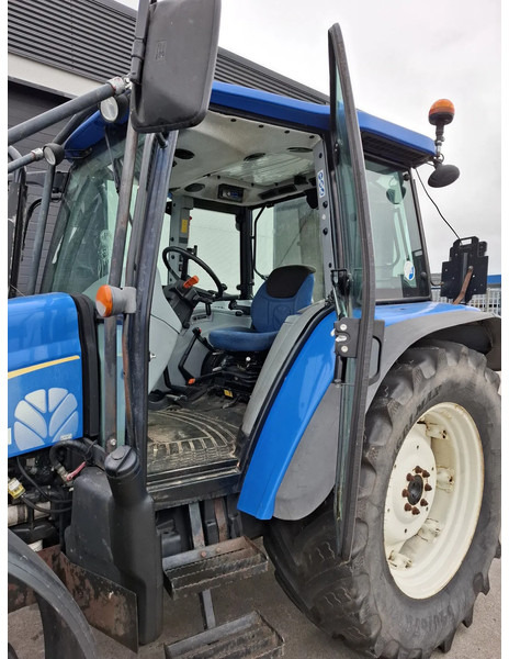 Tracteur agricole New Holland T5050 T5050