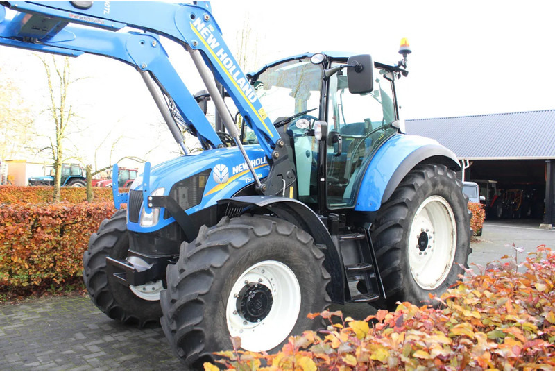 Tracteur agricole New Holland T5.105 Met voorlader