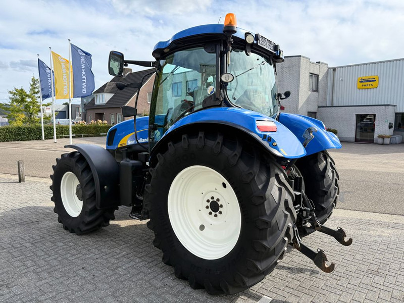 Tracteur agricole New Holland T6070 Elite
