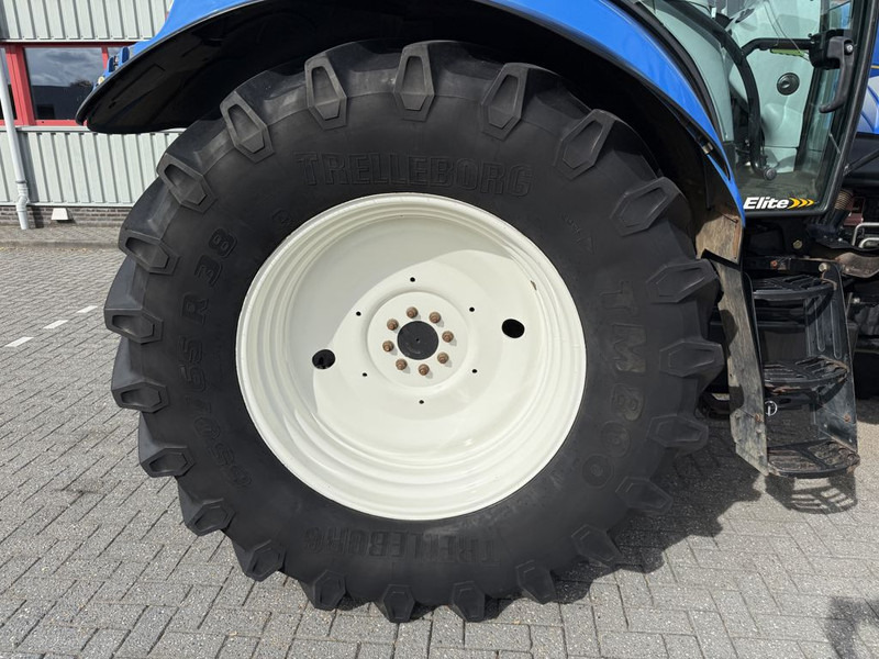 Tracteur agricole New Holland T6070 Elite