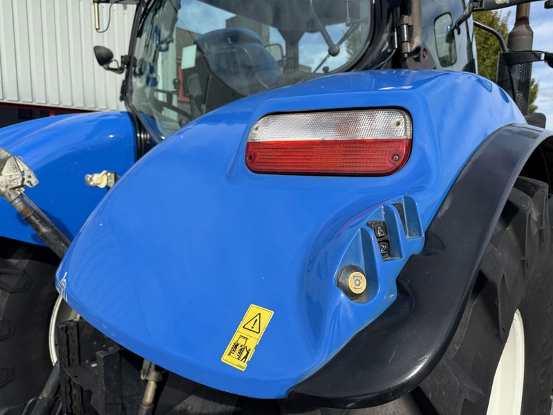 Tracteur agricole New Holland T6070 Elite