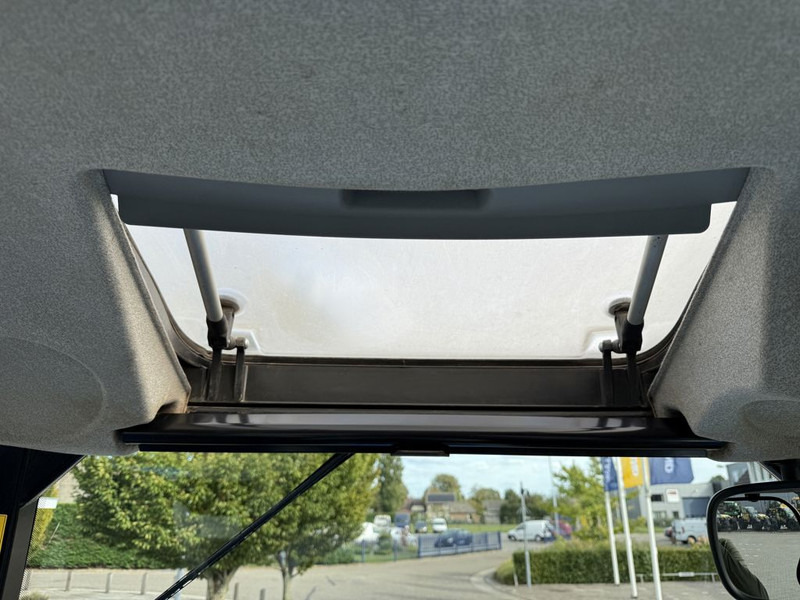 Tracteur agricole New Holland T6070 Elite