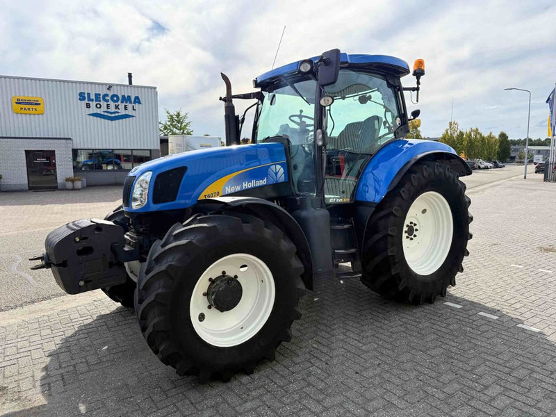 Tracteur agricole New Holland T6070 Elite