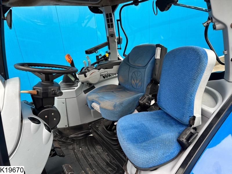 Tracteur agricole New Holland T6080