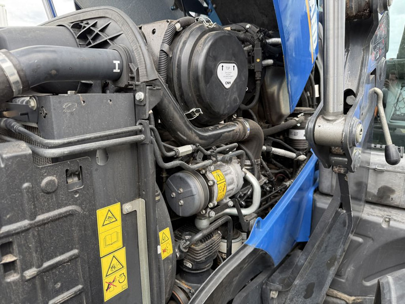 Tracteur agricole New Holland T6.175 AC T4B