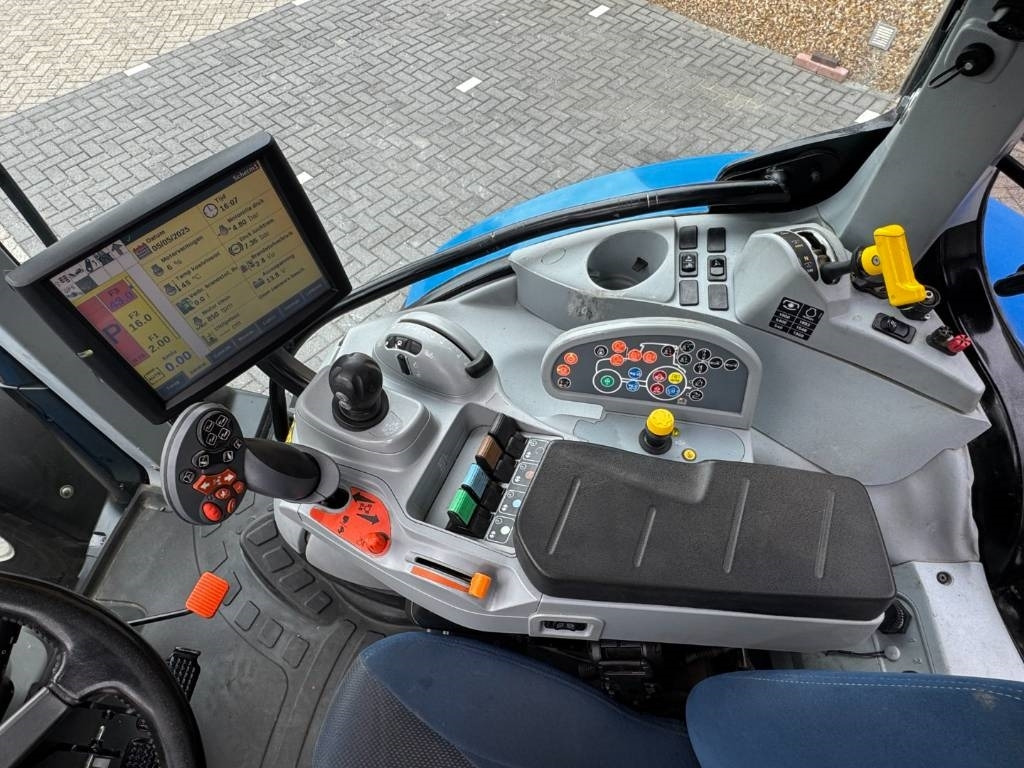 Tracteur agricole New Holland T6.180 Auto Command, frontlinkage, 3259 hours!!