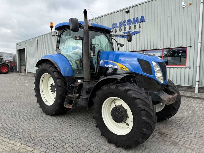 Tracteur agricole New Holland T7040 Power Command