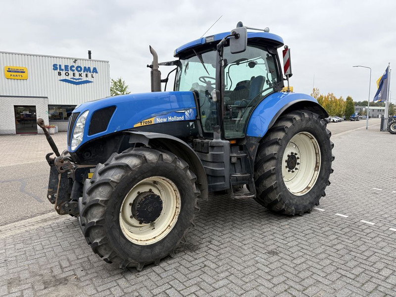 Tracteur agricole New Holland T7050 Power Command