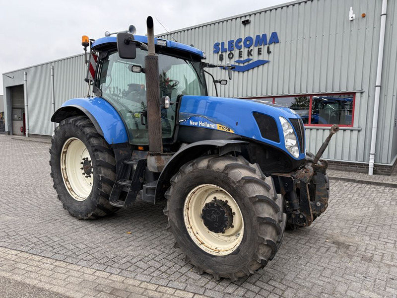 Tracteur agricole New Holland T7050 Power Command
