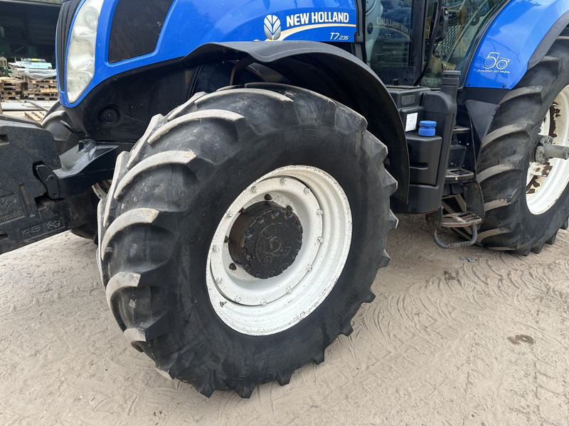Tracteur agricole New Holland T7.235