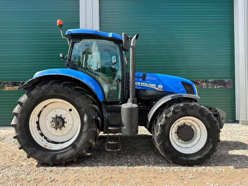 Tracteur agricole New Holland T7.235 Power Command
