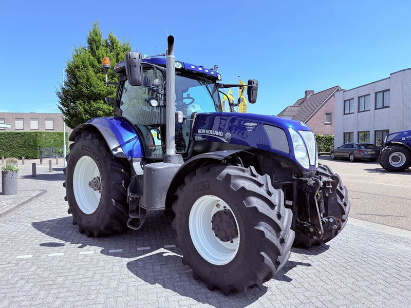 Tracteur agricole New Holland T7.270 AC