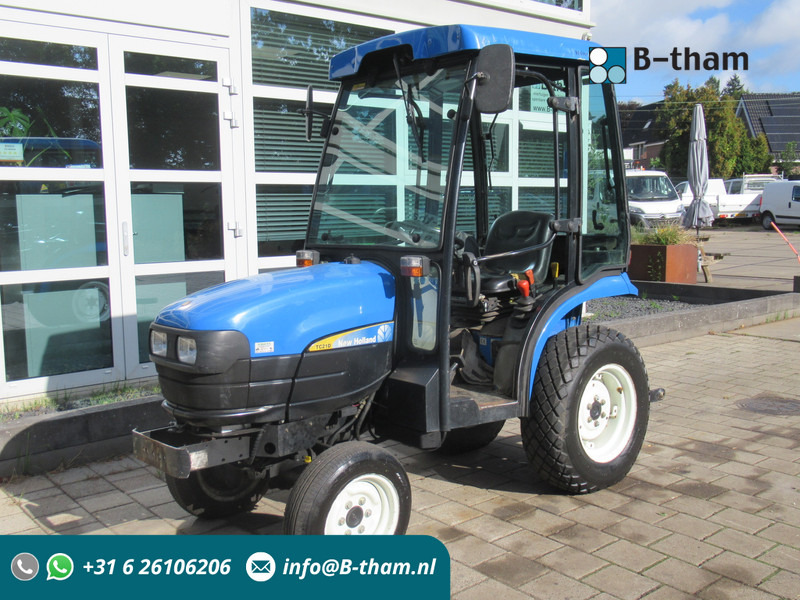 Tracteur agricole New Holland TC21D 4WD 4x4 Cabine Verwarming