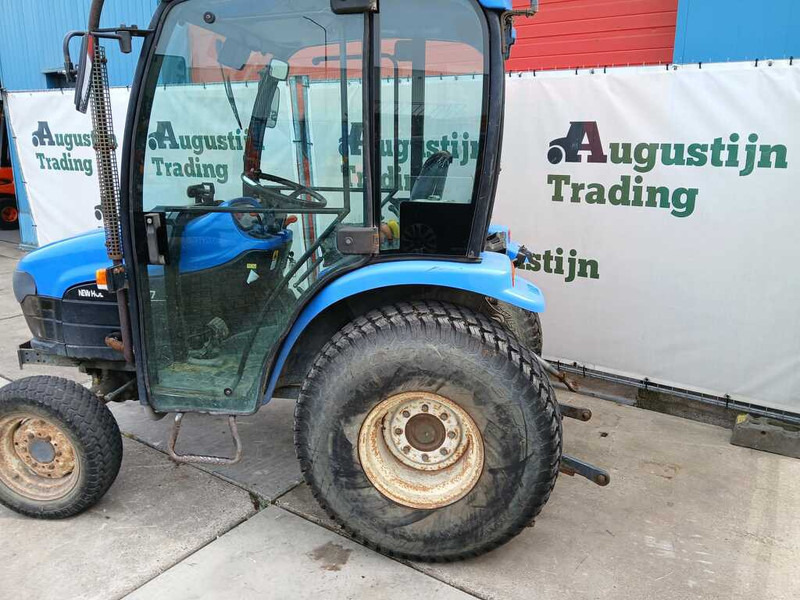 Tracteur agricole New Holland TC 27