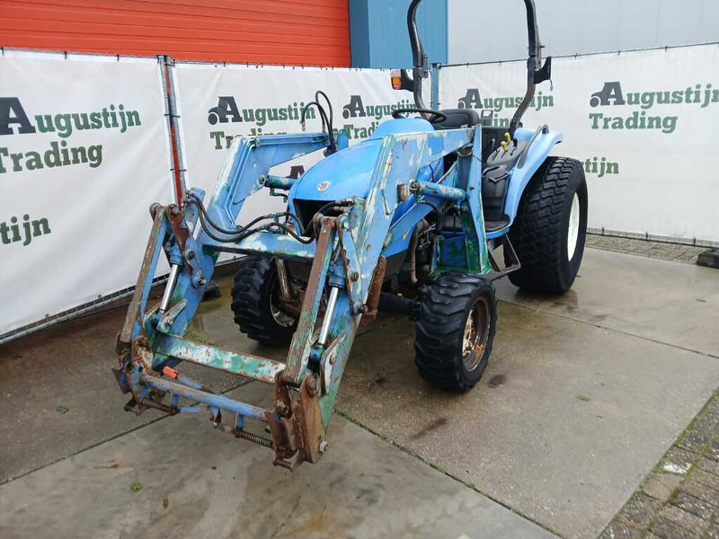 Tracteur agricole New Holland TC 40