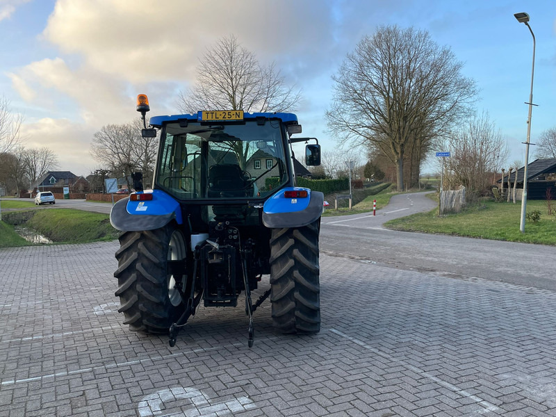 Tracteur agricole New Holland TL90A