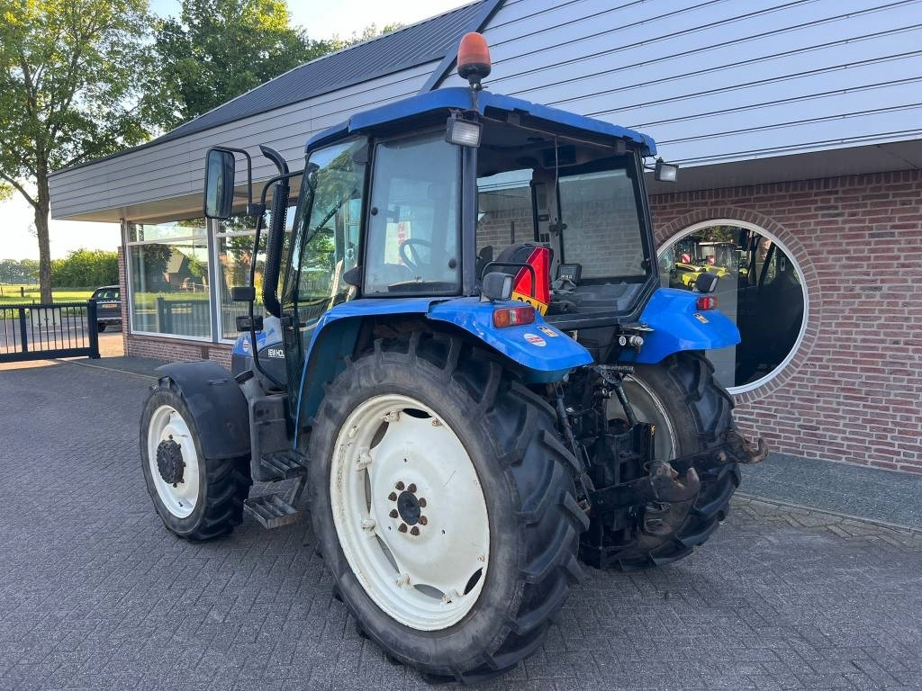 Tracteur agricole New Holland TL 90