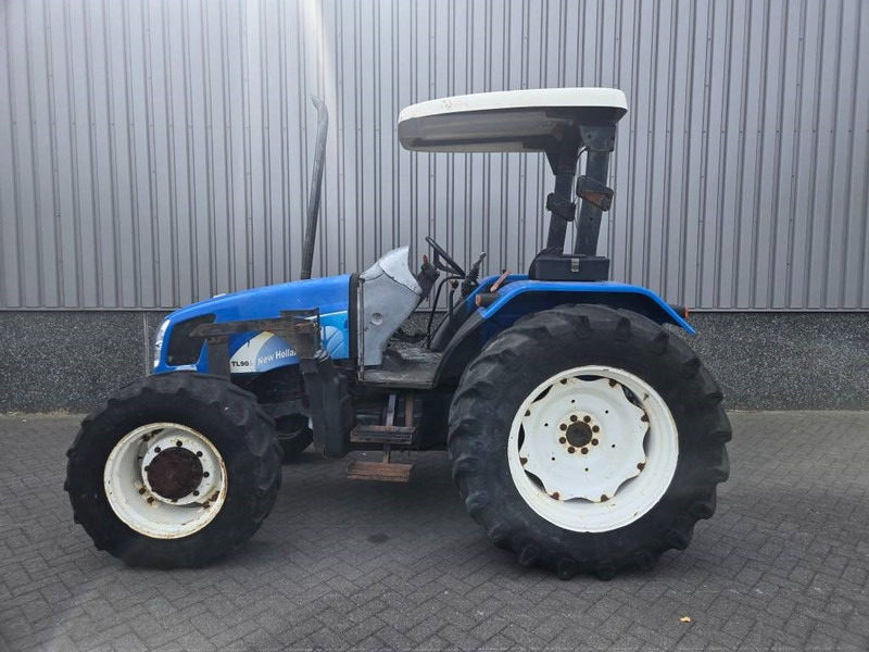 Tracteur agricole New Holland TL 90 A