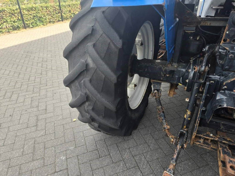 Tracteur agricole New Holland TL 90 A