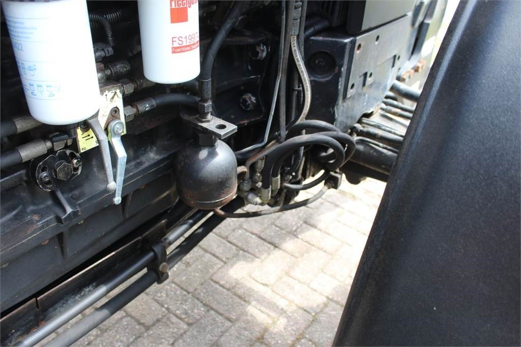 Tracteur agricole New Holland TM175