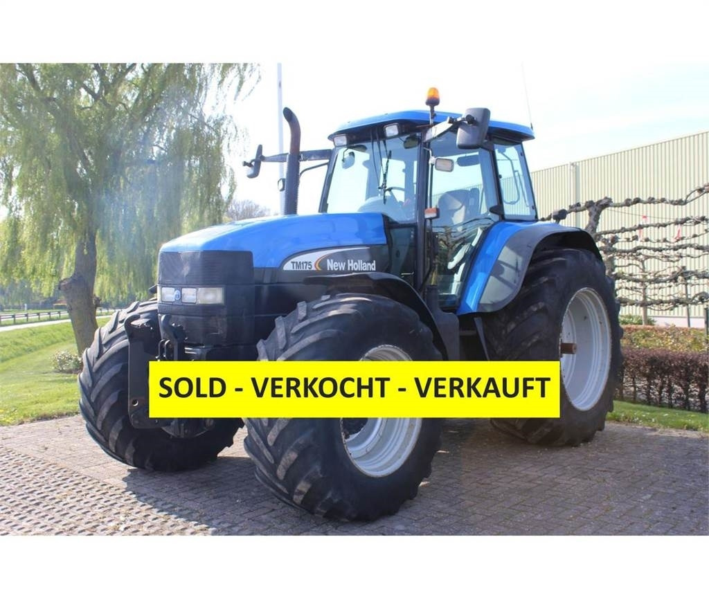 Tracteur agricole New Holland TM175