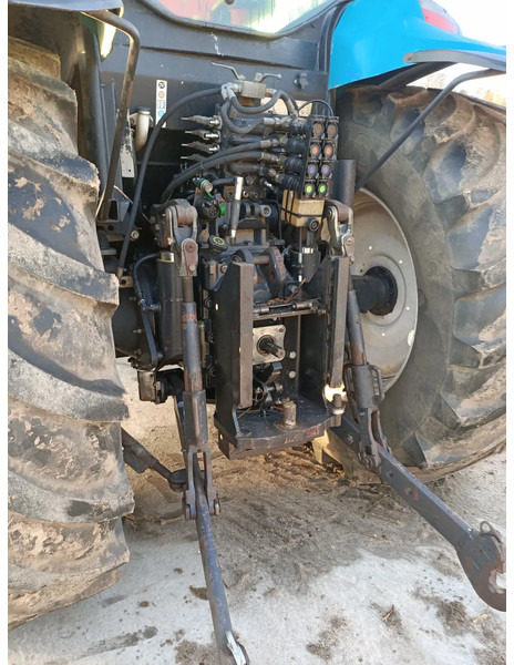 Tracteur agricole New Holland TS135A TS135A