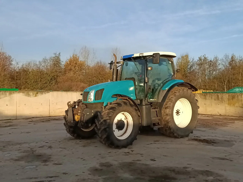 Tracteur agricole New Holland TS135A TS135A
