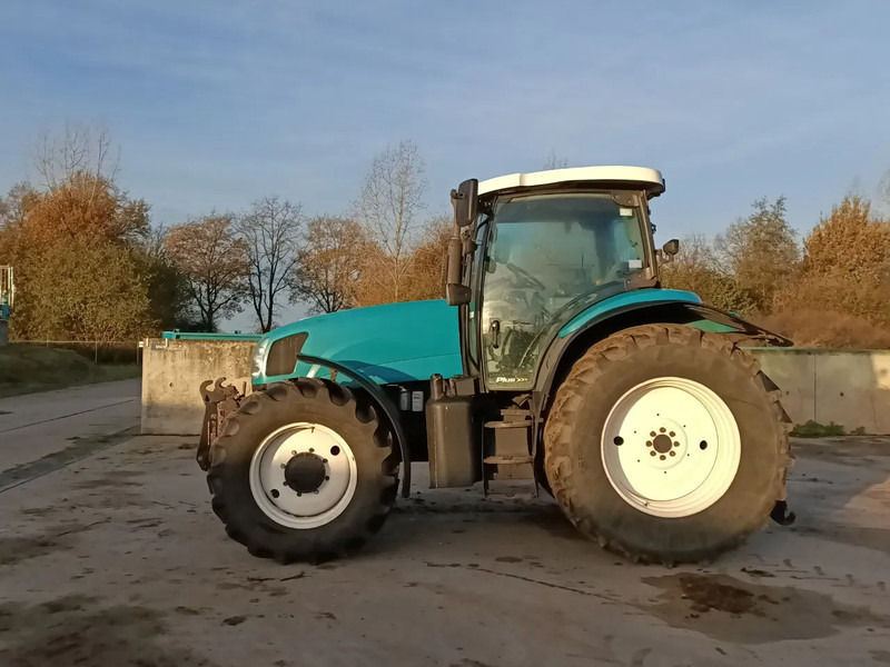 Tracteur agricole New Holland TS135A TS135A