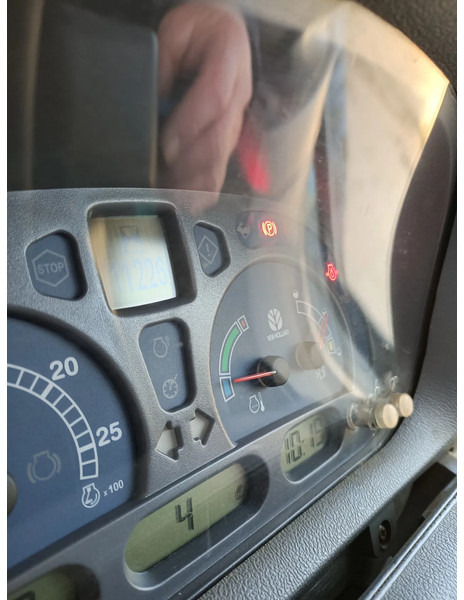 Tracteur agricole New Holland TS135A TS135A